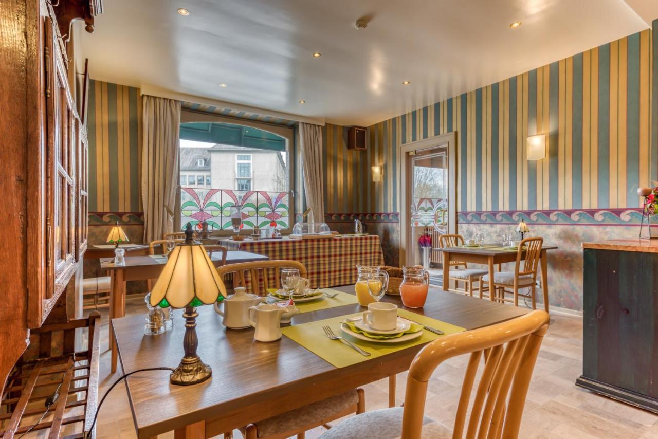 Hotel Le Cor De Chasse Saint-Hubert Εξωτερικό φωτογραφία
