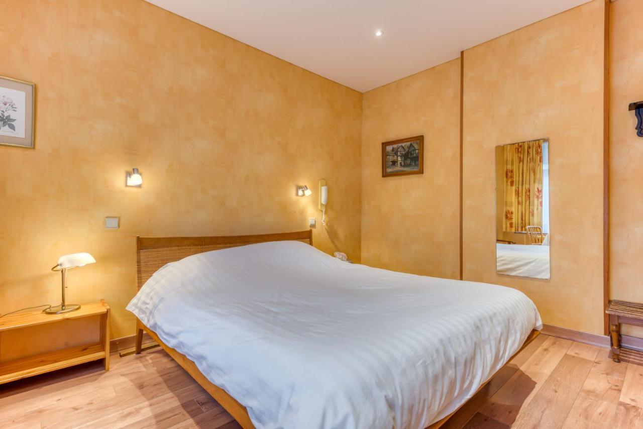 Hotel Le Cor De Chasse Saint-Hubert Εξωτερικό φωτογραφία