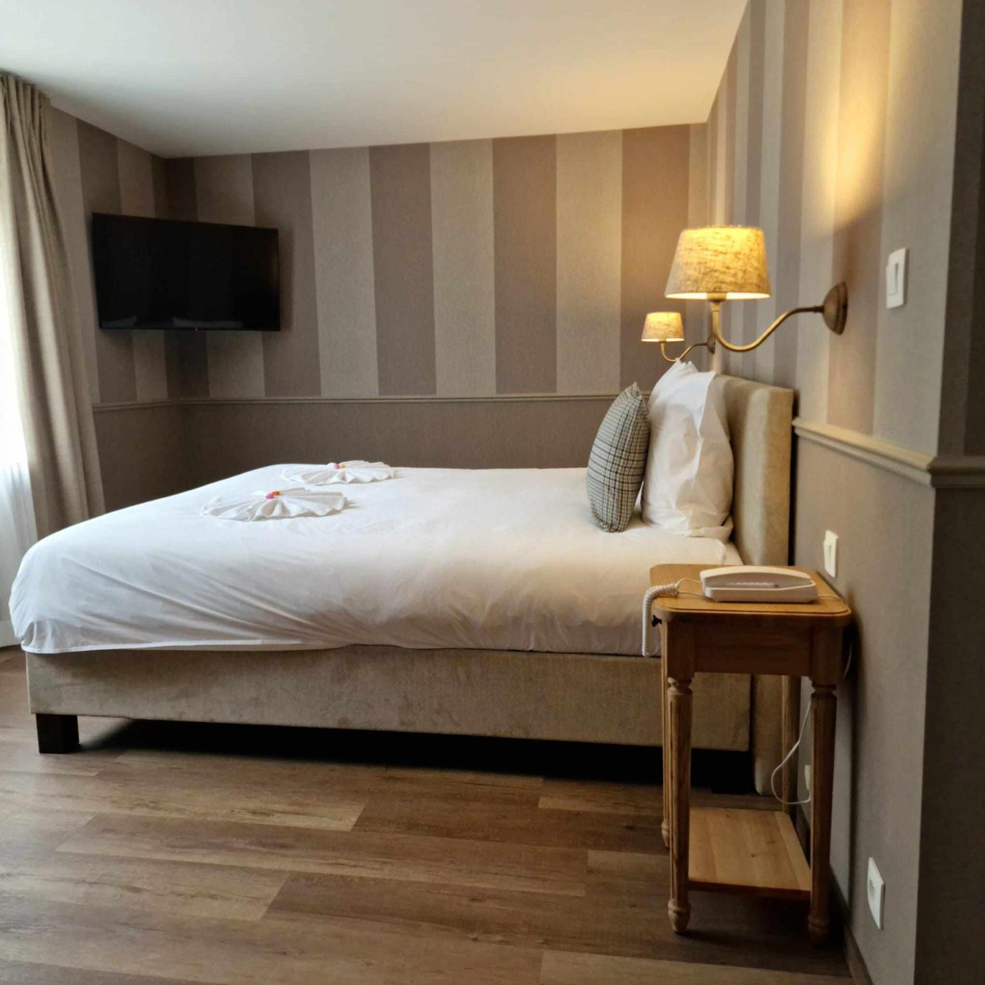 Hotel Le Cor De Chasse Saint-Hubert Εξωτερικό φωτογραφία
